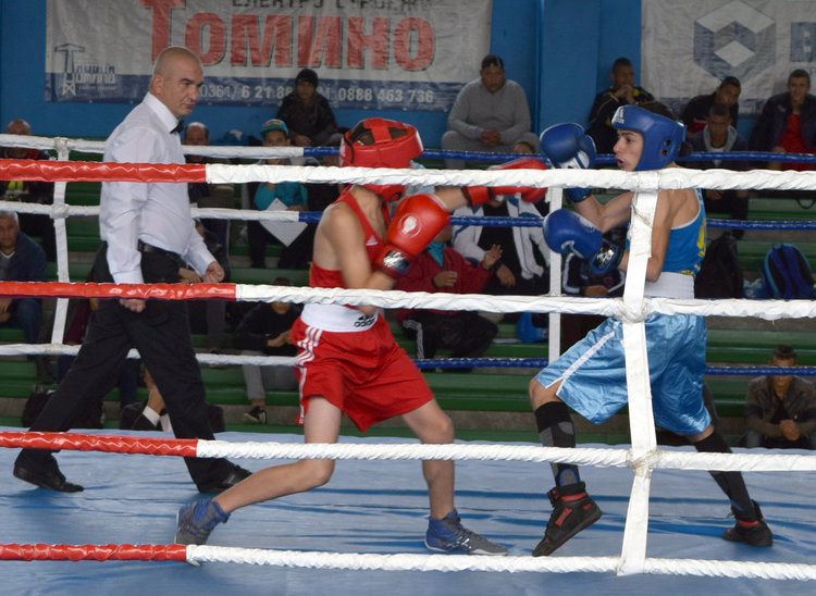 Eргюнал Сабри донесе сребро за Кърджали на републиканското по бокс