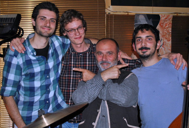 Увира/Бруно/Хафизи трио сложиха перфектна точка на музикалния октомври в Хасково