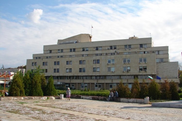 Изграждане на довеждащ водопровод в община Кърджали