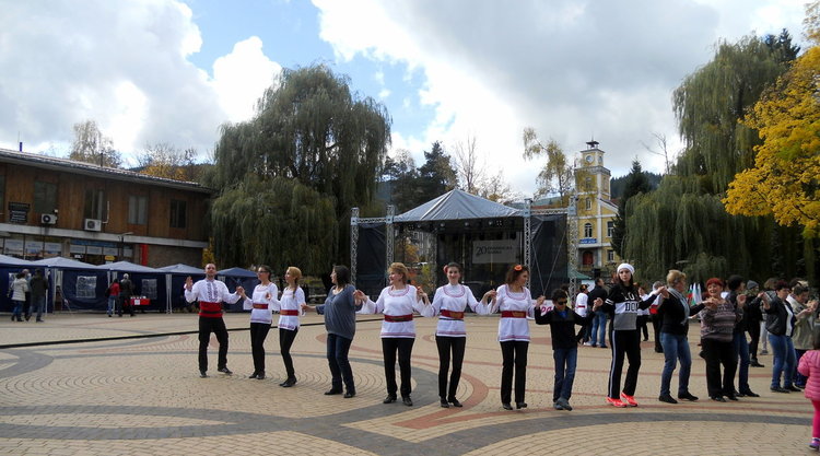 Картофи гиганти показаха на първия по рода си картофен фестивал в Чепеларе