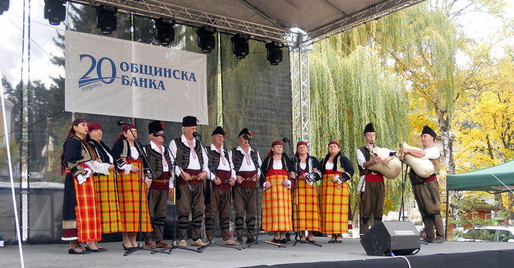 Картофи гиганти показаха на първия по рода си картофен фестивал в Чепеларе