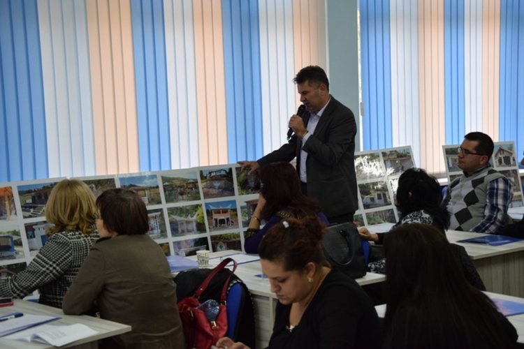 Фото-изложбата „Чешмите-традиции в Ардино“ предизвика огромен интерес в Кърджали