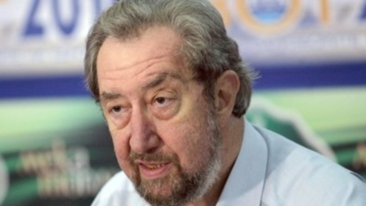 Юлий Павлов: Разликата между Цачева и Радев засега се запазва 