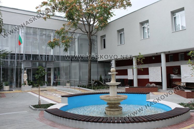  Книгата на Магда Люнчева – Милчева „По пътя на слънцето и месеца" ще бъде представена тази вечер в Исторически музей -Димитровград