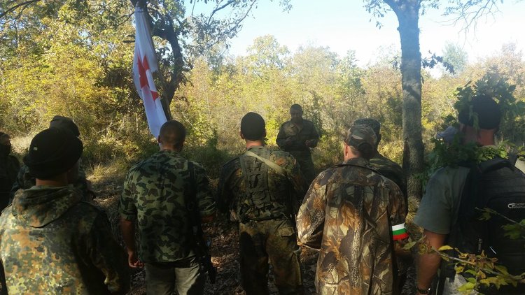Британски екстремист се присъедини към паравоенните патрули на границата на България с Турция (видео)