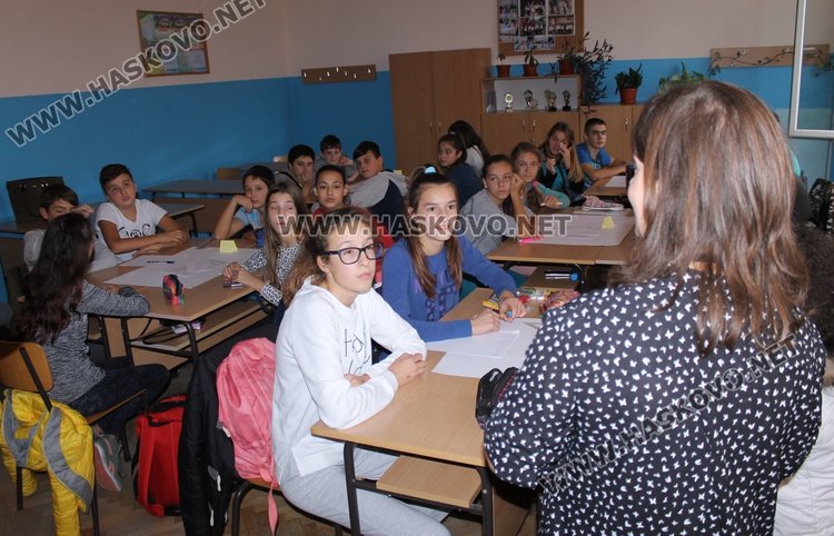 За втора поредна година ОУ „Алеко Константинов“ участва в „Най-големият урок в света“