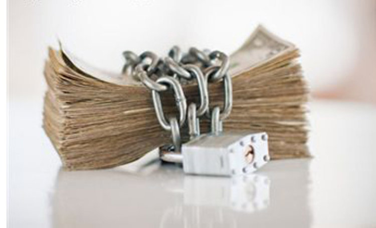 Кредитори с право на запор на сметки в чужбина