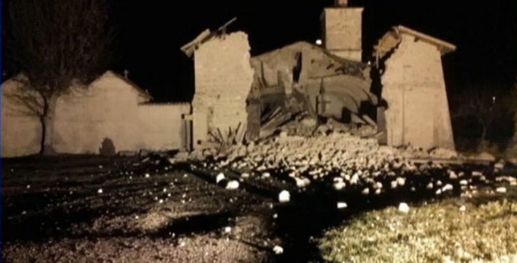 След две силни земетресения Италия се размина предимно с уплаха (видео) 