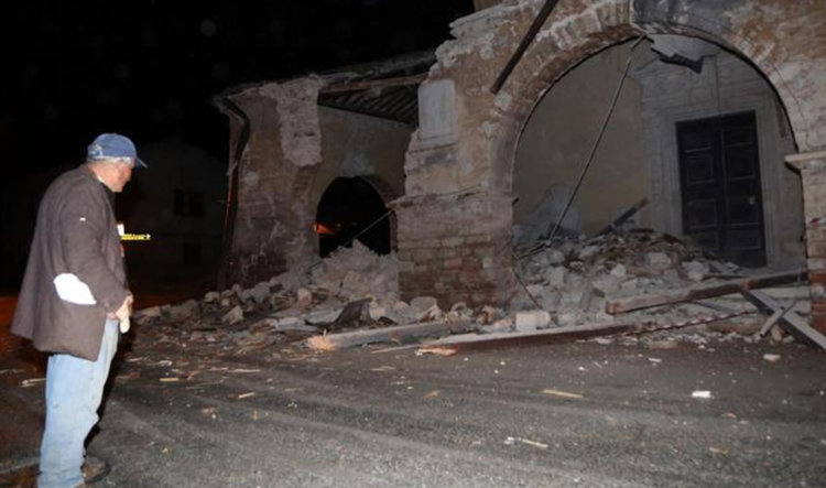 След две силни земетресения Италия се размина предимно с уплаха (видео) 