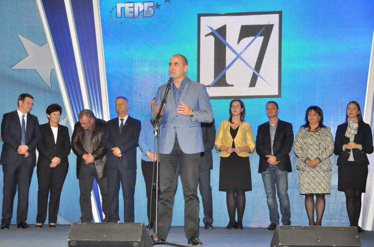 Цецка Цачева: Хасково е първенец по брой сгради за саниране в страната