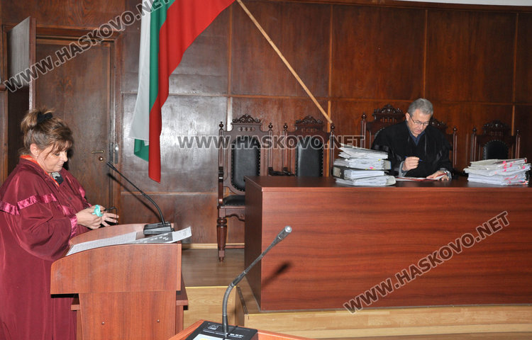  Пуснаха Катката и Антон под гаранция от 5 бона 