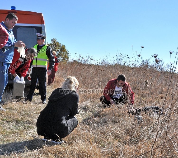 Млад мъж на място след 100-метра полет с баварец