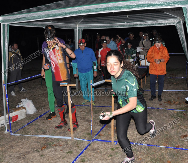 90  в среднощен поход по ориентиране от Държавния шампионат