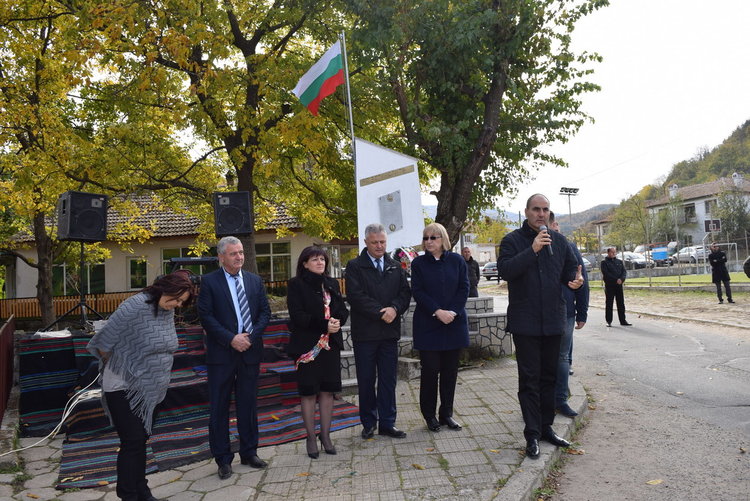 Цветан Цветанов:Очакваме предизборна провокация като тази в Костинброд