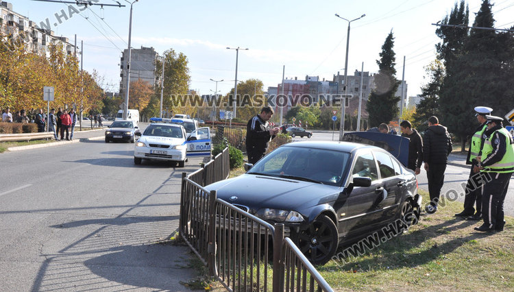 Баварец се въртя като пумпал на бул.”Васил Левски”