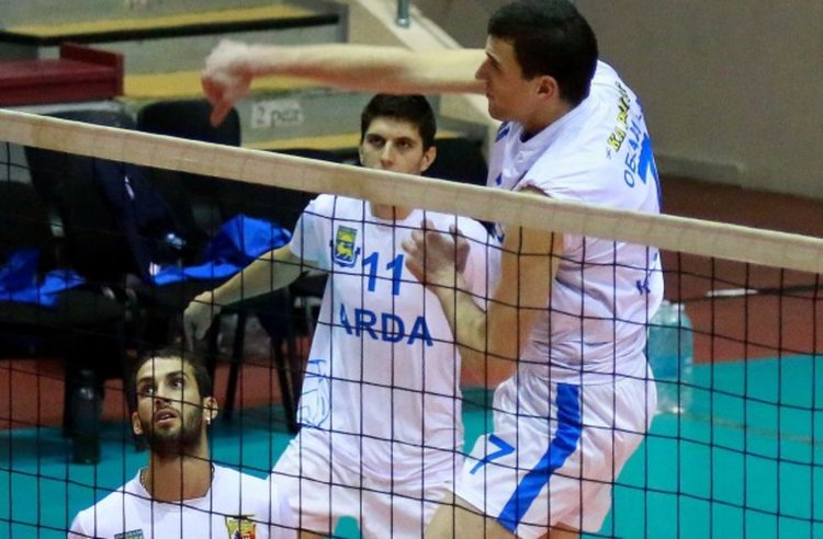 Добруджа си тръгна с успех от Кърджали