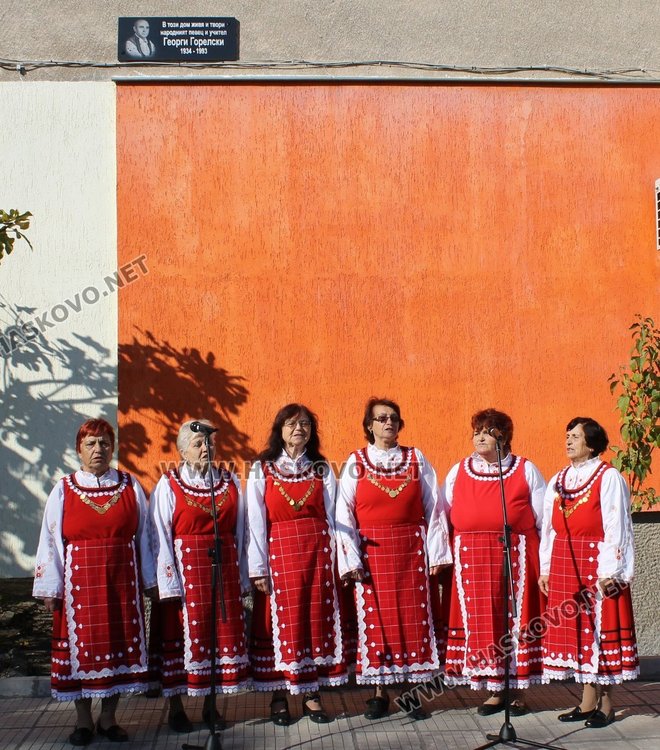 Певческата група при НЧ "Николай Хайтов" в кв.Марийно