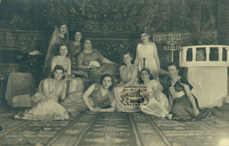 Всяко време и място има своите будители