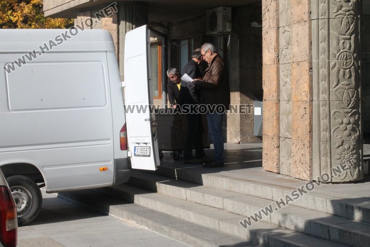 Избирателите от Хасковска област гласуват в 466 секции на вота неделя