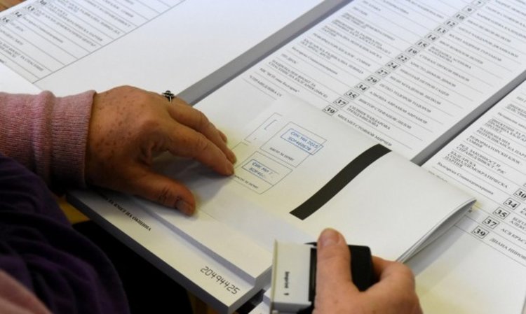 Гласуваме машинно за 6 минути, пускаме разписка в урната
