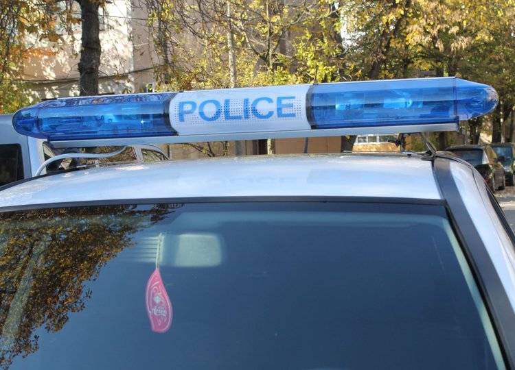 Ограбиха 20-годишен димитровградчанин в парк