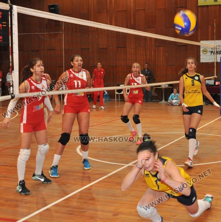 Волейболистките на "Раковски" победиха ЦСКА с 3:0