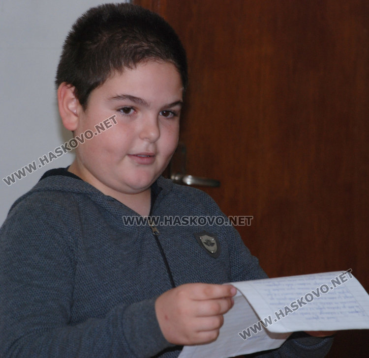 Наградиха малките посланици на доброто