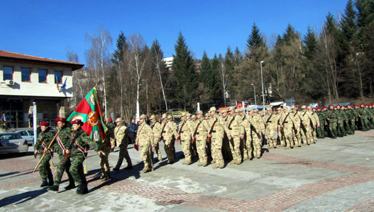 От Община Смолян напомнят: Между 08.00ч. и 13.30ч. има военни стрелби,внимавайте!