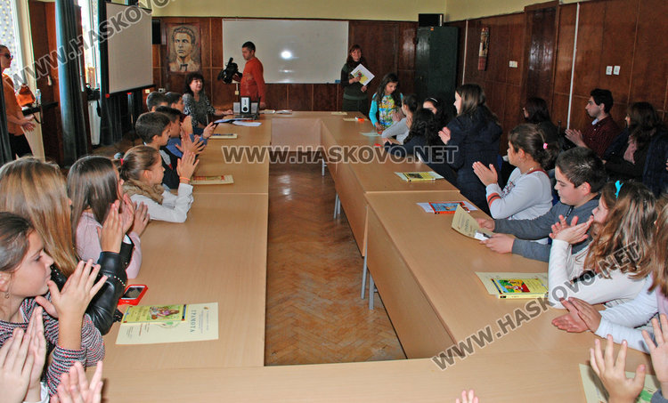 Наградиха малките посланици на доброто