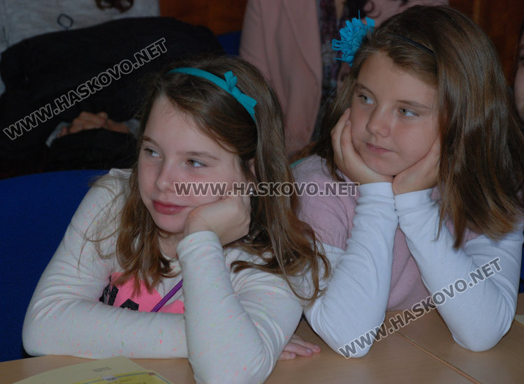 Наградиха малките посланици на доброто