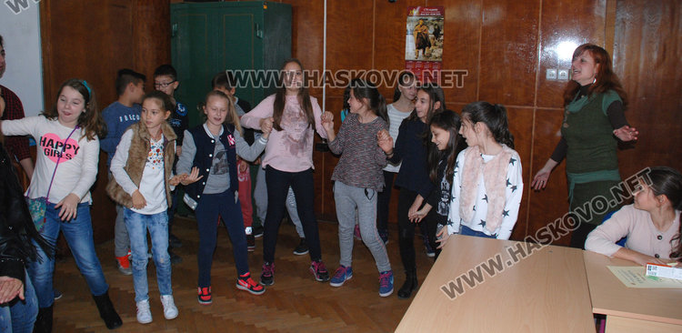 Наградиха малките посланици на доброто