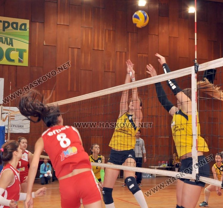Волейболистките на "Раковски" победиха ЦСКА с 3:0