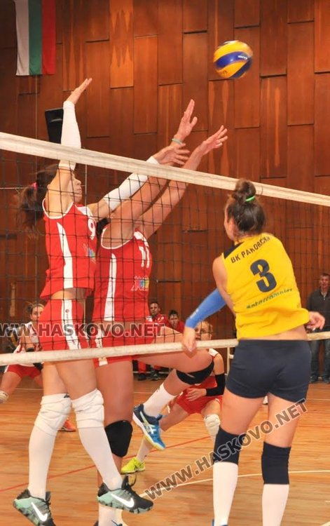 Волейболистките на "Раковски" победиха ЦСКА с 3:0