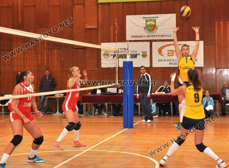 Волейболистките на "Раковски" победиха ЦСКА с 3:0