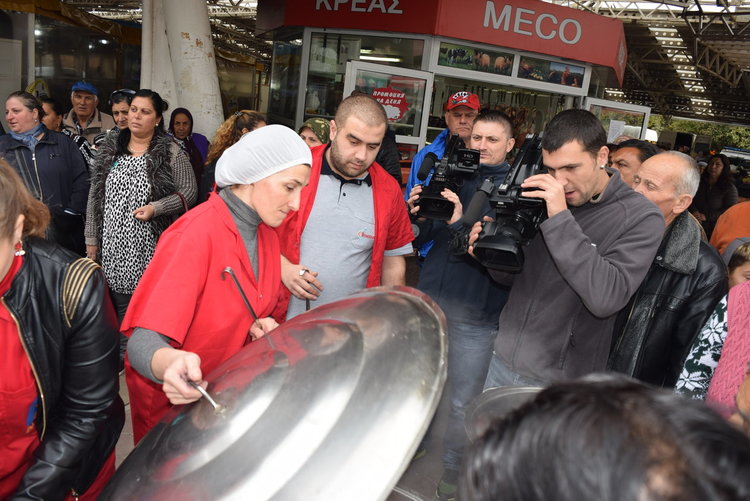 Ашуре в Кърджали:Последни зрънца на човещината и добрината 