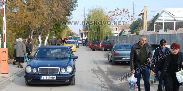 Архангелова задушница е, почитаме паметта на починалите близки
