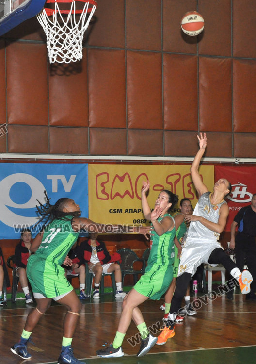 Мъгляво почти реми на изборите, Хасково бие неоспоримо Берое на баскет