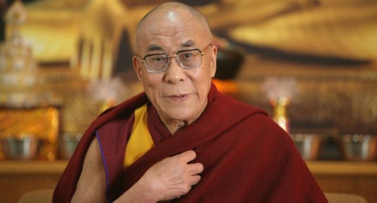 Земан поиска оставката на министър, срещнал се с Далай лама