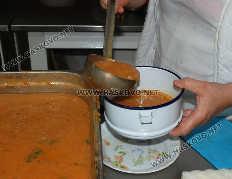 Агенцията по храните влиза извънредно в детските градини и училищата