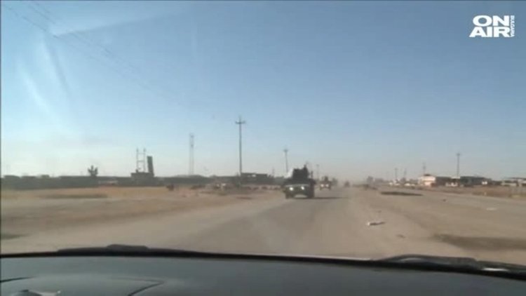 "Ислямска държава" пали петролни кладенци, отстъпва от Мосул 