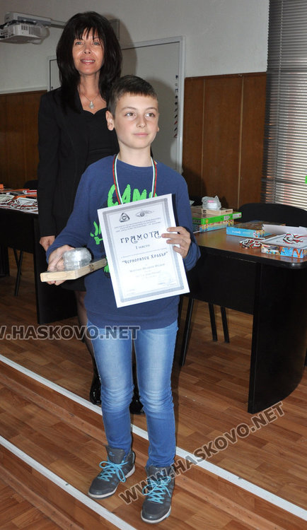 Наградиха победителите в математическия турнир “Черноризец Храбър”