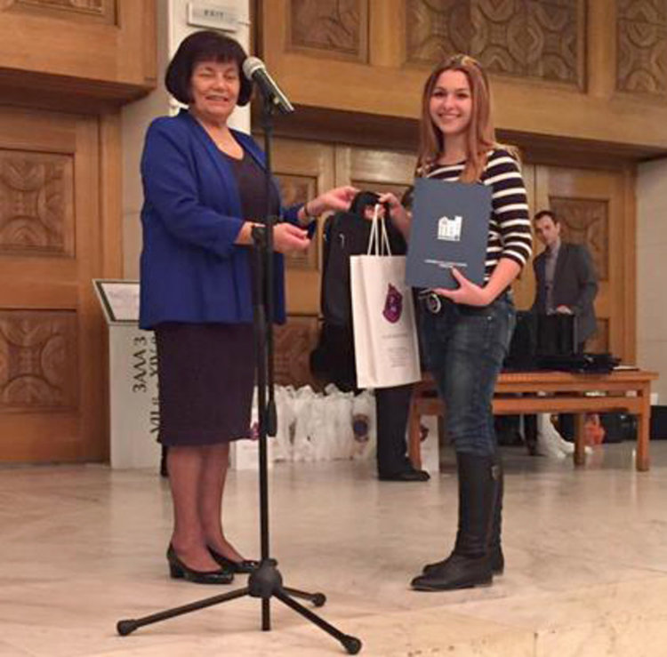 Млади етнографи обраха наградите в национален конкурс 