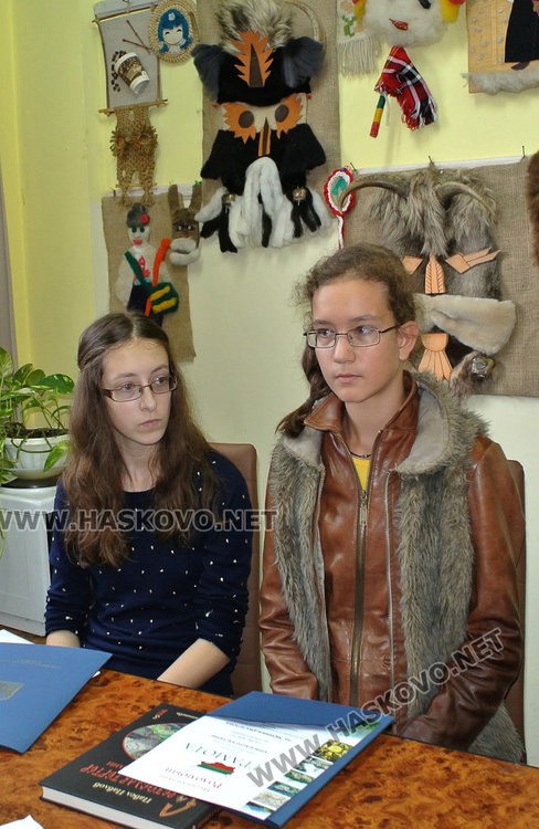 Млади етнографи обраха наградите в национален конкурс 