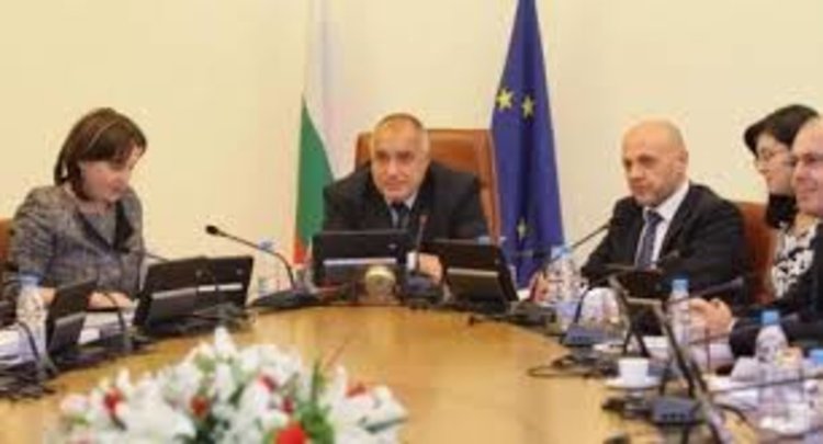 Правителството отпусна 12 млн.лв. за тунела под Шипка  