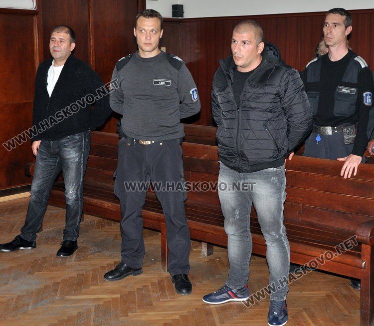 Кръстьо Кръстев (вляво) и Емил Митев (вдясно)