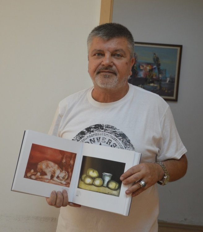 Художникът и директорът на Градска художествена галерия - Благоевград Иван Милушев ще открие своя изложба в Димитровград на 16 ноември