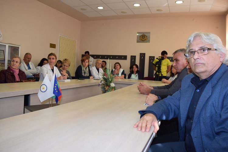 Нова техника за новородени заработи в болницата,за пет години здравното заведение е получило 5 млн.за апаратура