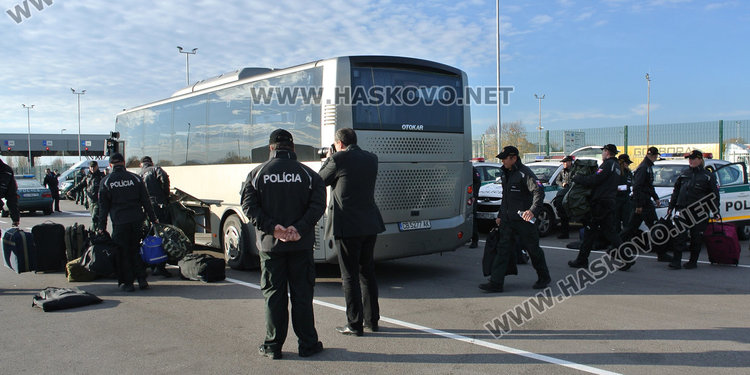 Бъчварова разписа изплащането на извънредните на полицаите