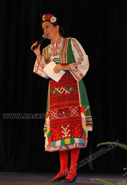 Председателят на НЧ "Христо Ботев" Ирина Костадинова благодари на участниците