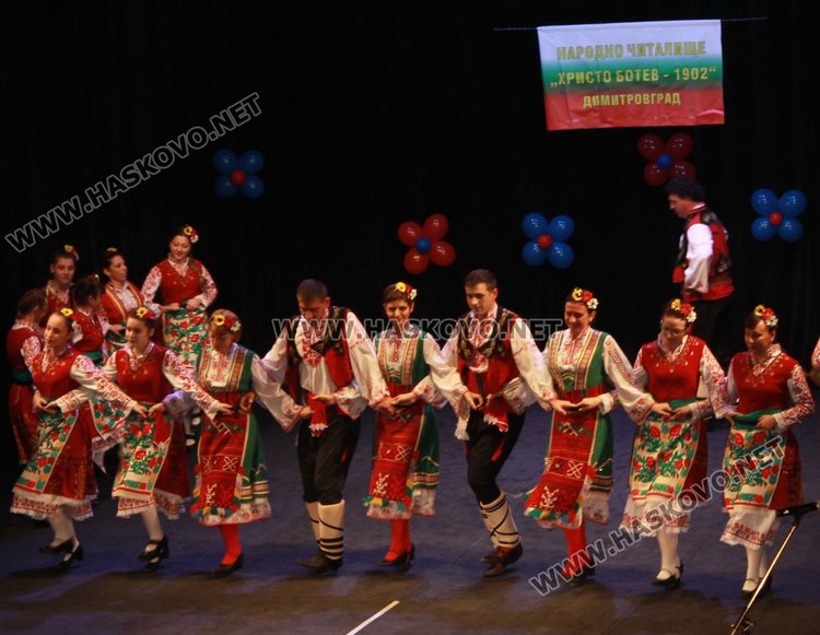 Близо 3 000 лв. за болните от муковисцидоза набраха танцьори в Димитровград